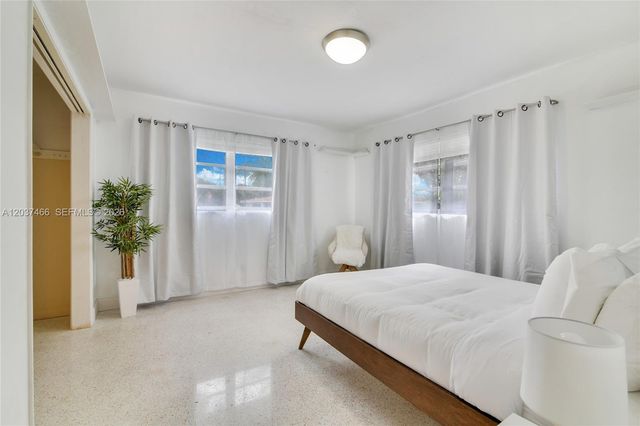 2901 NW 9th Ter, Wilton Manors, FL 33311