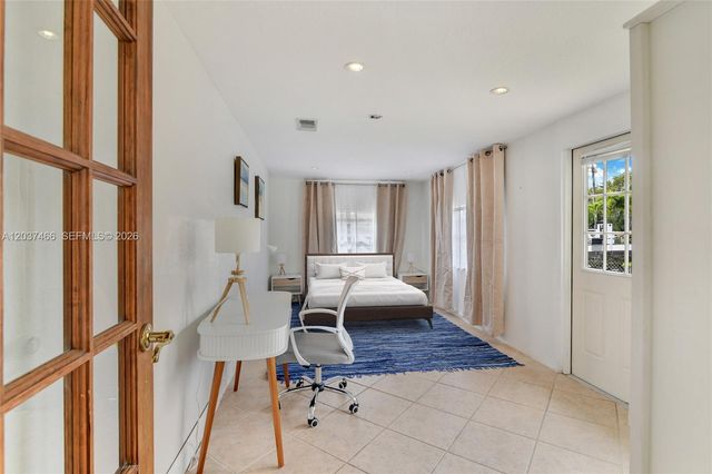 2901 NW 9th Ter, Wilton Manors, FL 33311