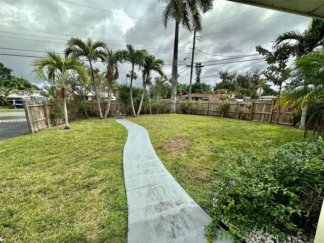 2901 NW 9th Ter, Wilton Manors, FL 33311