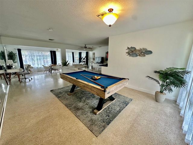 2901 NW 9th Ter, Wilton Manors, FL 33311