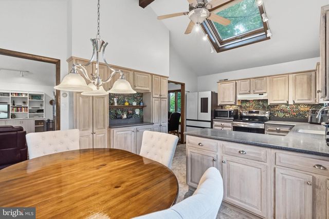 433 HOMESTEAD RD, Wayne, PA 19087
