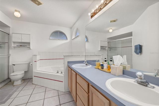 8619 WHITE ROSE DRIVE, Orlando, FL 32818