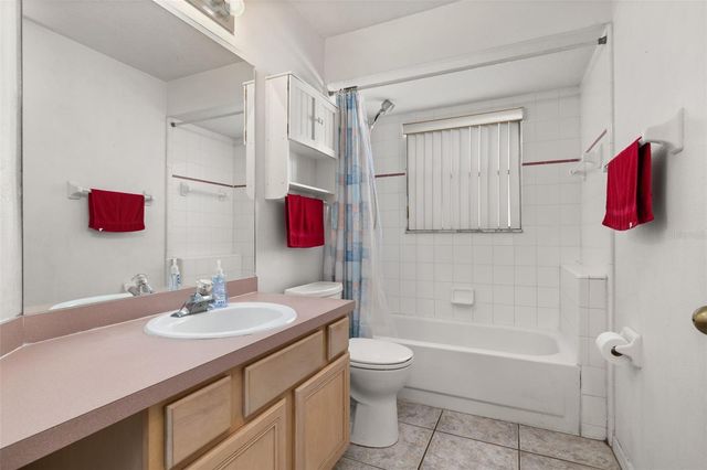 8619 WHITE ROSE DRIVE, Orlando, FL 32818