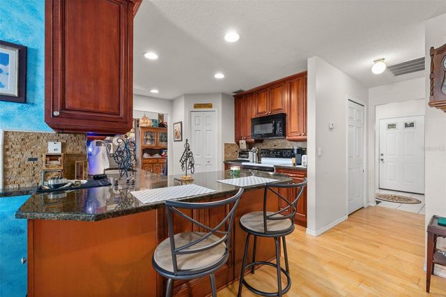 8619 WHITE ROSE DRIVE, Orlando, FL 32818