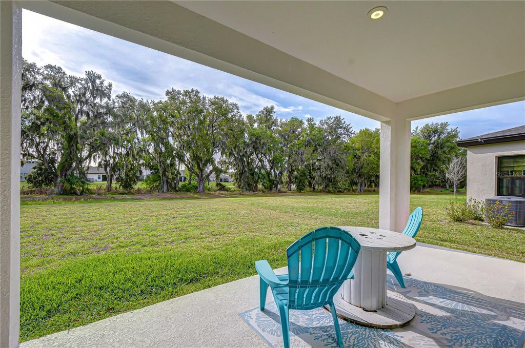 Image 3 of property listing at 14733 GALLOP RUN DRIVE, Lithia, FL 33547