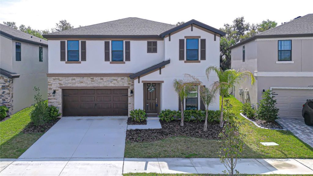 Image 37 of property listing at 14733 GALLOP RUN DRIVE, Lithia, FL 33547