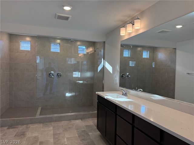 7706 WHISTLEBECK Avenue, Las Vegas, NV 89113