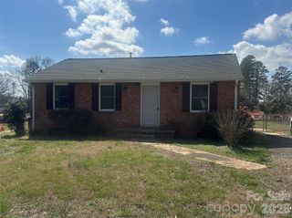 509 Skipwith Place, Charlotte, NC 28217