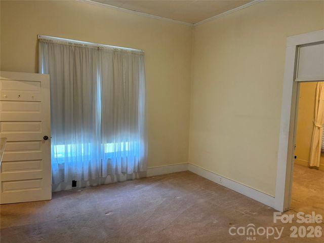 114 Hampton Street, Chester, SC 29706
