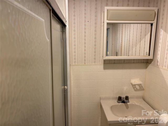 114 Hampton Street, Chester, SC 29706