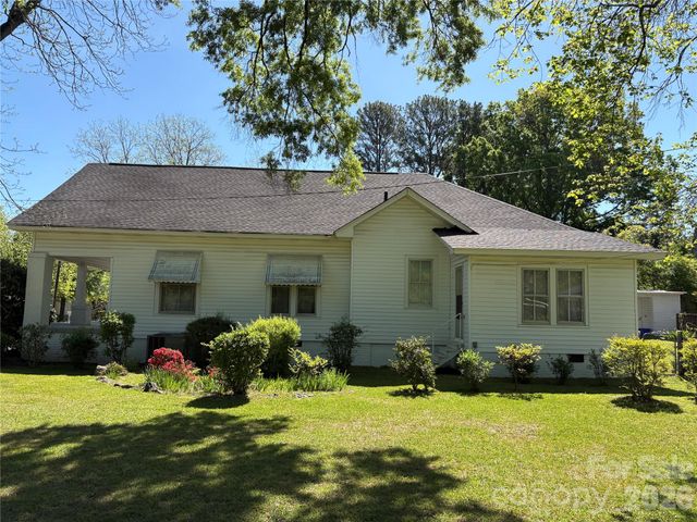 114 Hampton Street, Chester, SC 29706