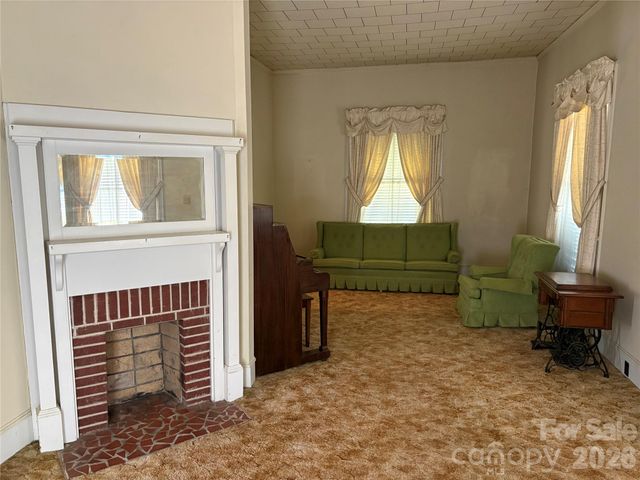 114 Hampton Street, Chester, SC 29706