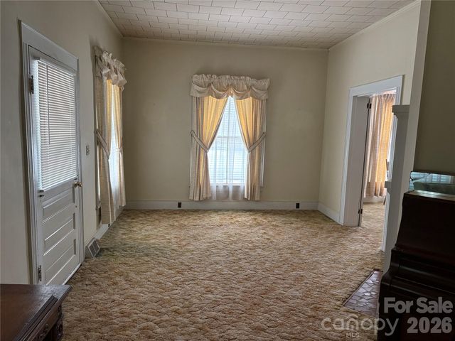 114 Hampton Street, Chester, SC 29706