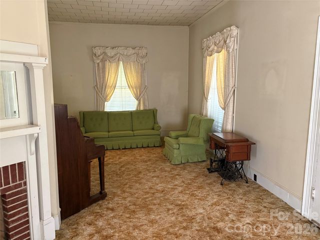 114 Hampton Street, Chester, SC 29706