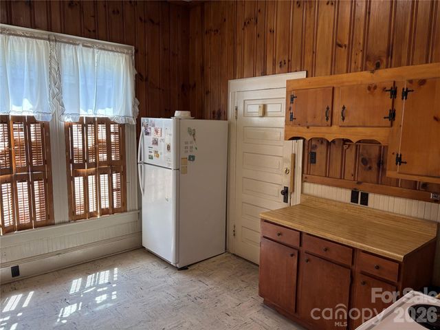 114 Hampton Street, Chester, SC 29706