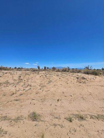 410 Rainbow Boulevard SE, Rio Rancho, NM 87124