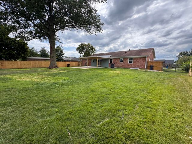 106 Magnolia Way, Nicholasville, KY 40356