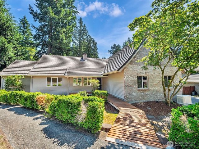3851 Ambleside Lane NE, Bremerton, WA 98311