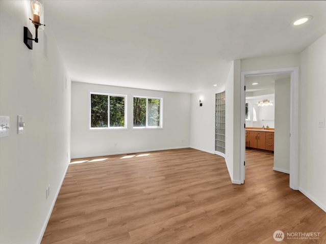 3851 Ambleside Lane NE, Bremerton, WA 98311