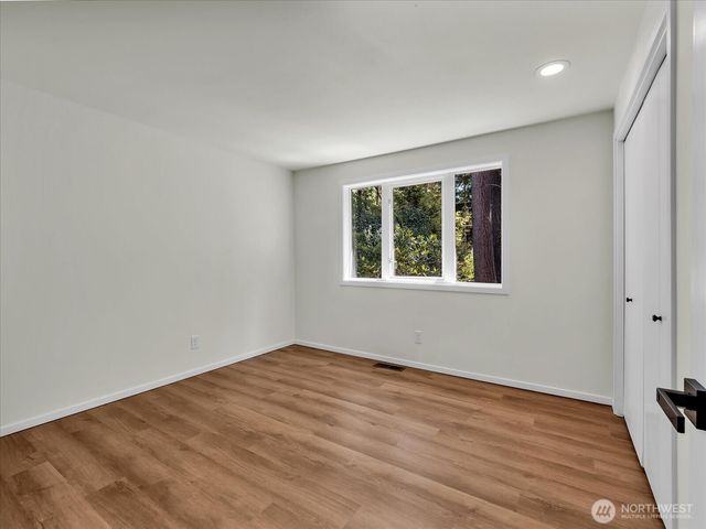 3851 Ambleside Lane NE, Bremerton, WA 98311