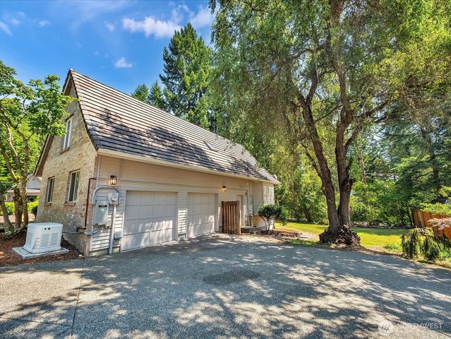 3851 Ambleside Lane NE, Bremerton, WA 98311