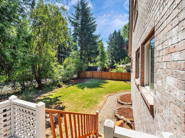 3851 Ambleside Lane NE, Bremerton, WA 98311