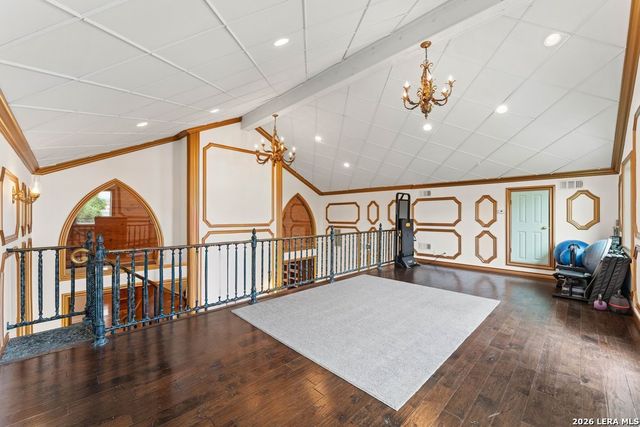 3915 Hunters Crest St, San Antonio, TX 78230