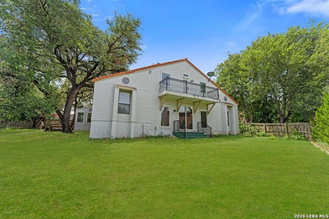 3915 Hunters Crest St, San Antonio, TX 78230