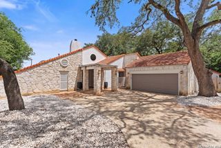 3915 Hunters Crest St, San Antonio, TX 78230