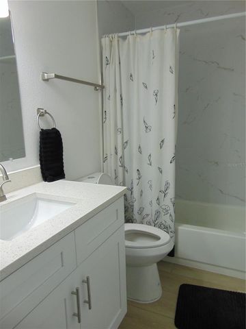 9119 TUDOR DRIVE E102, Tampa, FL 33615