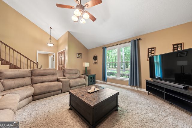 69 Club Forest Drive, Tennille, GA 31089