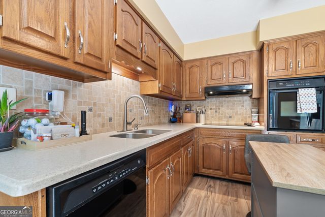69 Club Forest Drive, Tennille, GA 31089