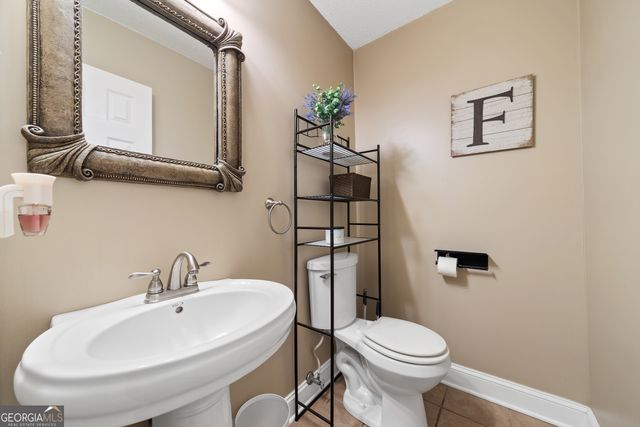 69 Club Forest Drive, Tennille, GA 31089