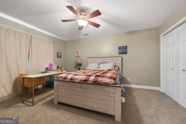 69 Club Forest Drive, Tennille, GA 31089