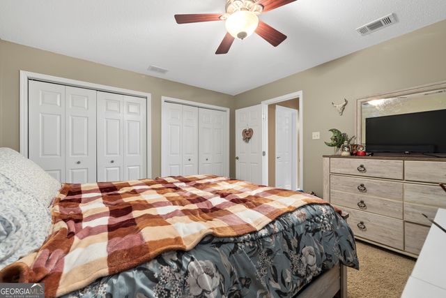 69 Club Forest Drive, Tennille, GA 31089