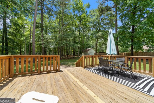69 Club Forest Drive, Tennille, GA 31089