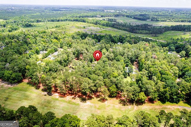 69 Club Forest Drive, Tennille, GA 31089