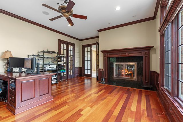 5 Jennifer Court, Barrington, IL 60010