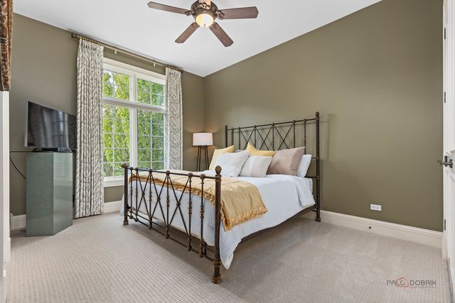 5 Jennifer Court, Barrington, IL 60010