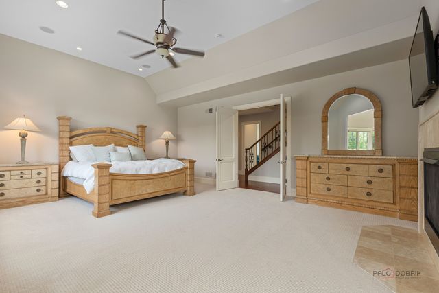 5 Jennifer Court, Barrington, IL 60010