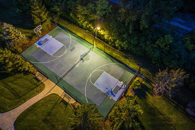 5 Jennifer Court, Barrington, IL 60010
