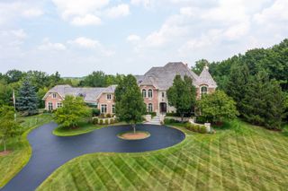 5 Jennifer Court, Barrington, IL 60010