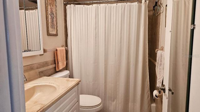 11225 82ND AVENUE N 309, Seminole, FL 33772