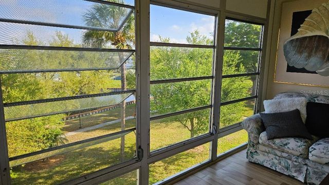 11225 82ND AVENUE N 309, Seminole, FL 33772