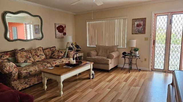 11225 82ND AVENUE N 309, Seminole, FL 33772