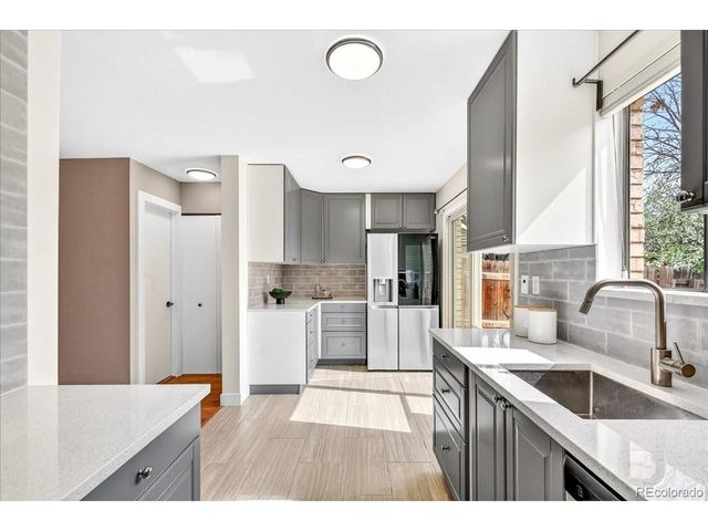 4419 W Ponds Cir, Littleton, CO 80123