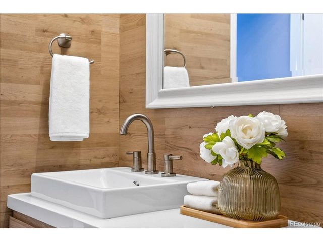 4419 W Ponds Cir, Littleton, CO 80123