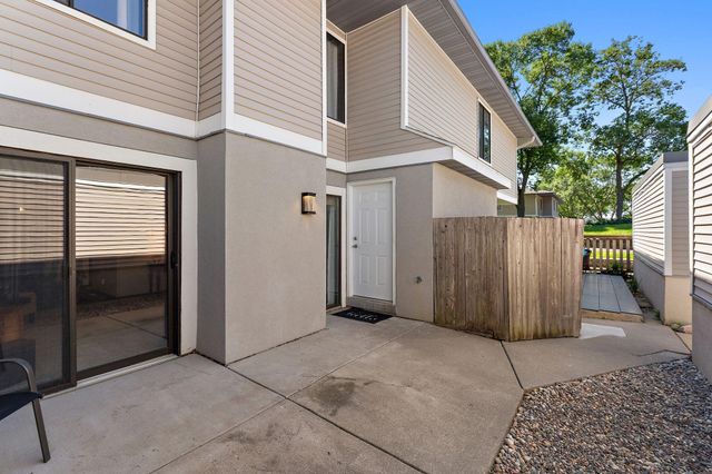 1224 Wagon Wheel Road, Hopkins, MN 55343