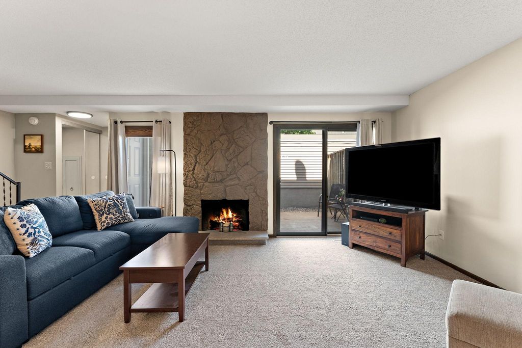 1224 Wagon Wheel Road, Hopkins, MN 55343 — photo 4