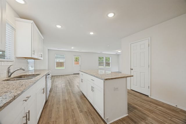 400 Alton Street, Van Alstyne, TX 75495